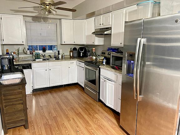 2nd image of 2275 Claiborne Dr