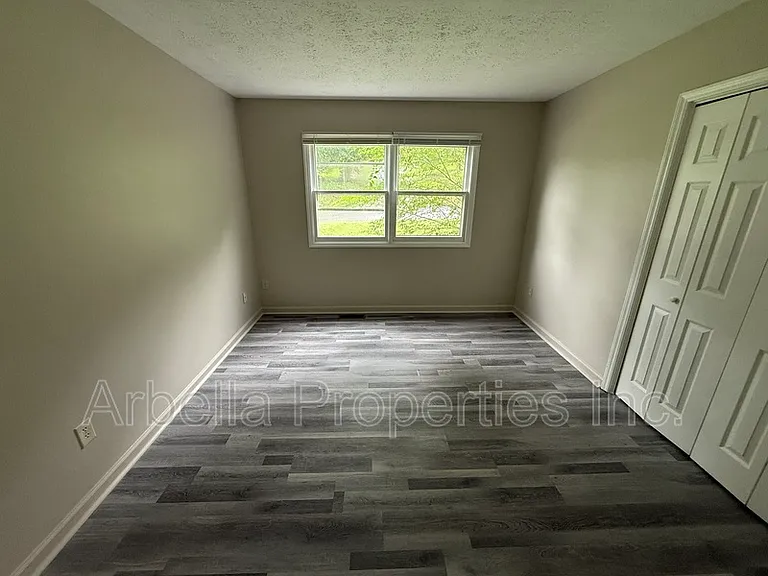 230 Booher Ln #4 — Photo 15
