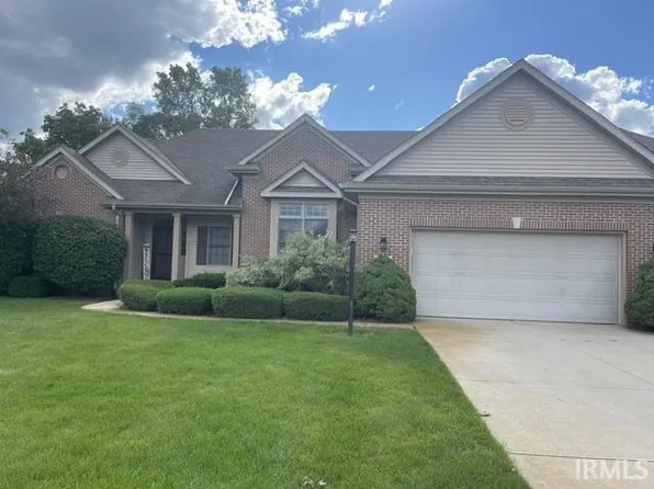 50910 Stonebridge Dr, Granger, IN 46530