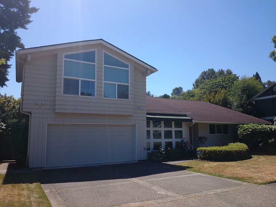 2nd image of 5415 NE Penrith Rd
