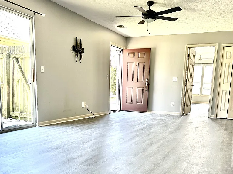 3104 Penn Meade Way — Photo 8