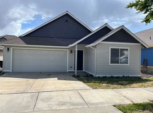 661 SE Gleneden Pl, Bend, OR 97702