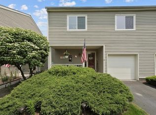 72 Meadow Way, Hopewell Junction, NY 12533