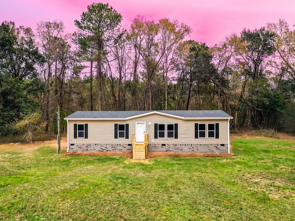 1st image of 145 Firethorn Ct