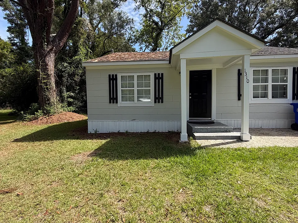 1310 Colony Rd