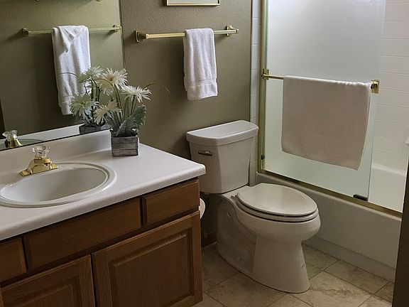 Main floor bathroom 