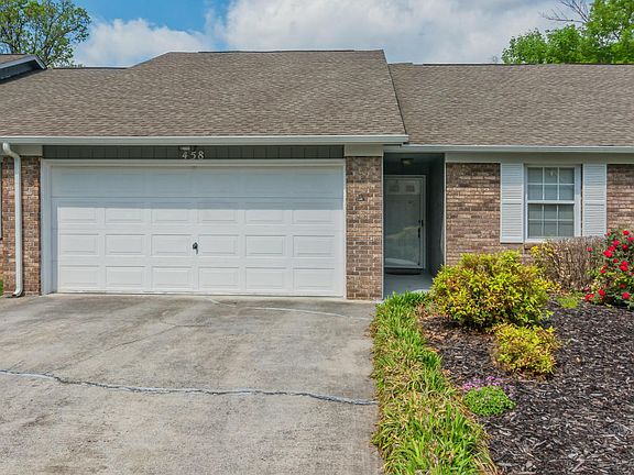 2nd image of 458 Amanda Cir