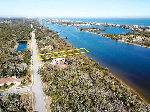 2nd image of 283 S Riverwalk Dr