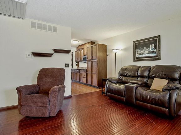 4th image of 4821 S Martinson Cir