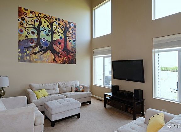 2nd image of 2204 Summerlin Dr