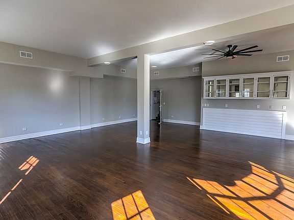 2nd image of 700 W Garden St