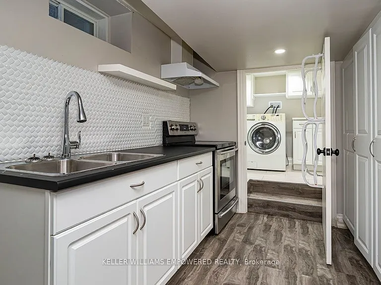 583 Old Weston Rd #BASEMENT — Photo 4