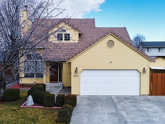 2nd image of 208 E Tanglewood Drive