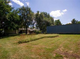 5525 SW Auburn Rd, Topeka, KS 66610