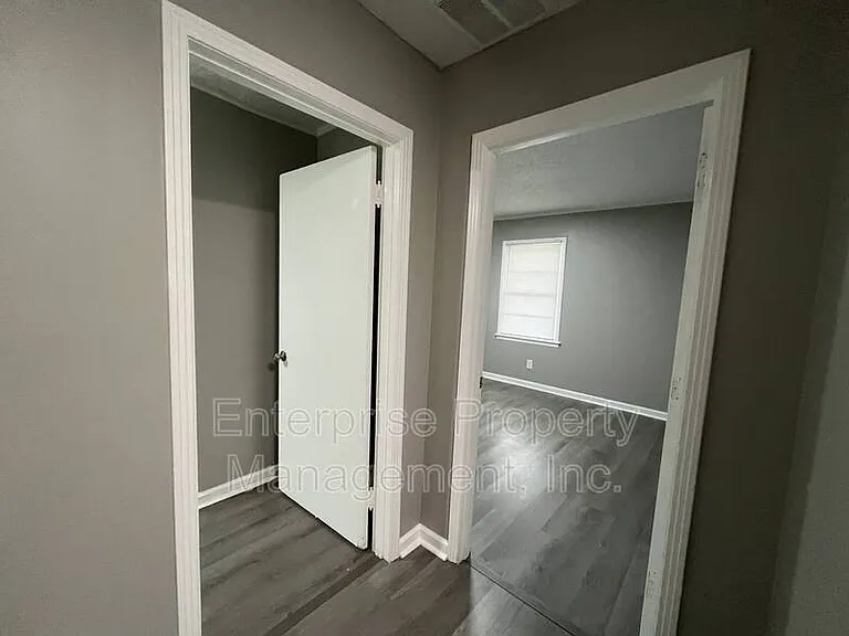 1888 Burnham Ave — Photo 14