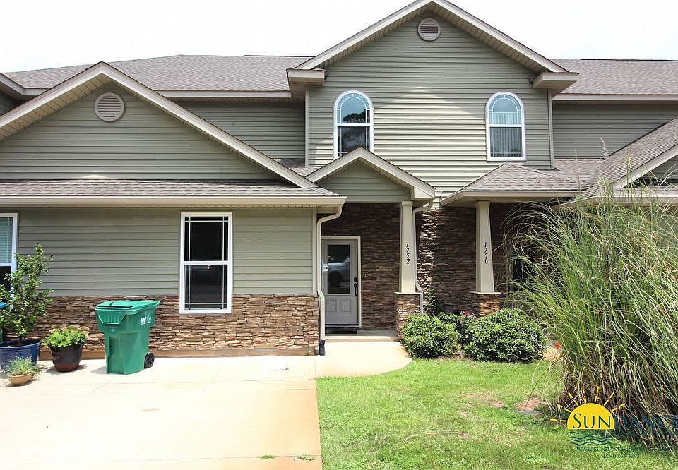 1st image of 1752 Sound Haven Ct