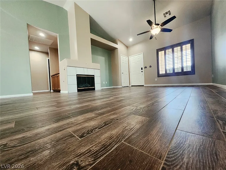 1516 Waterton Dr — Photo 4