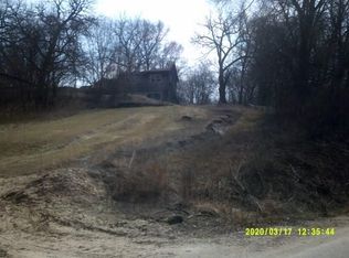 3352 Walnut St, Colfax, IA 50054