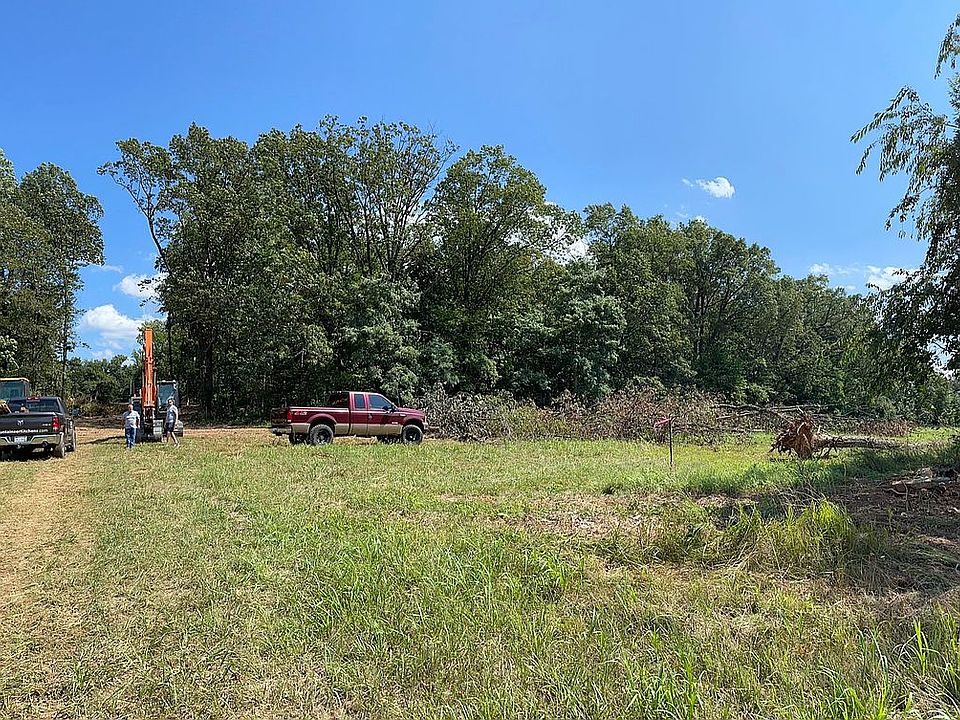 1st image of 23 Evans Run Dr