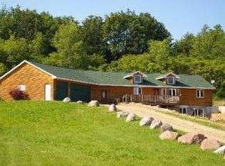 E6980 Dennison Rd, Clintonville, WI 54929