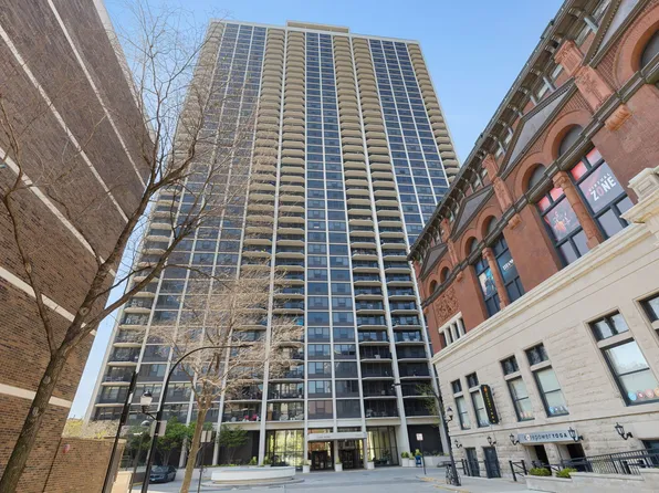 1560 N Sandburg Ter APT 1908J, Chicago, IL 60610