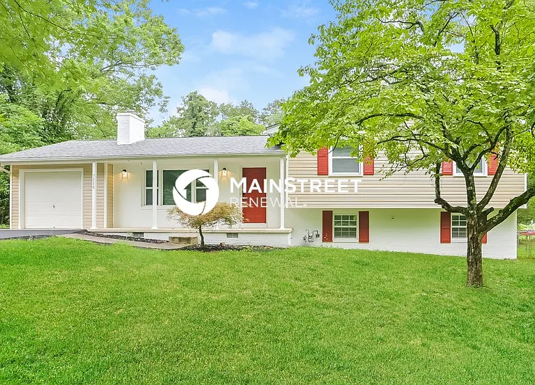 7833 Brownvue Rd — Photo 1