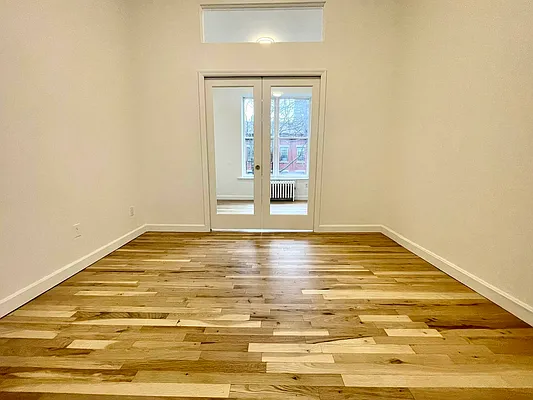 Rented by J PRESTON AND ASSOCIATES INC | media 7