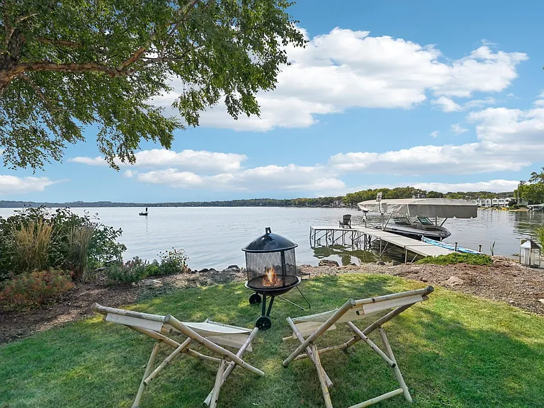 2800 Tomahawk Ct — Photo 30