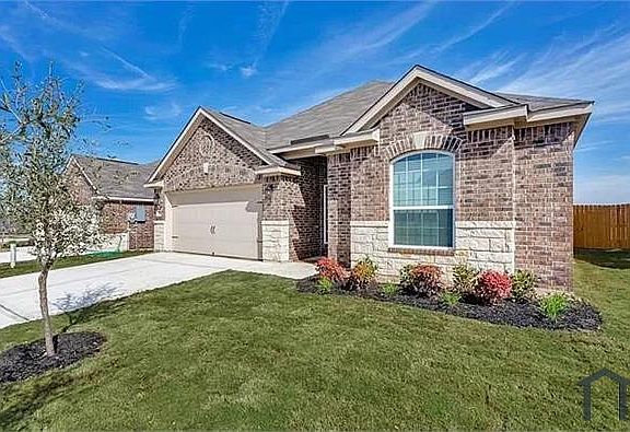 3rd image of 414 Winchester Dr