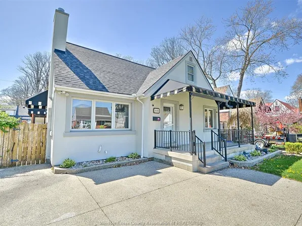 2525 Windermere Rd, Windsor, ON N8W 2T5