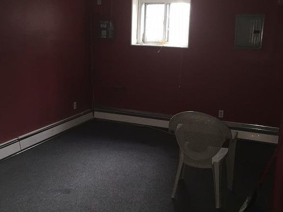 5th image of 1317 Putnam Ave