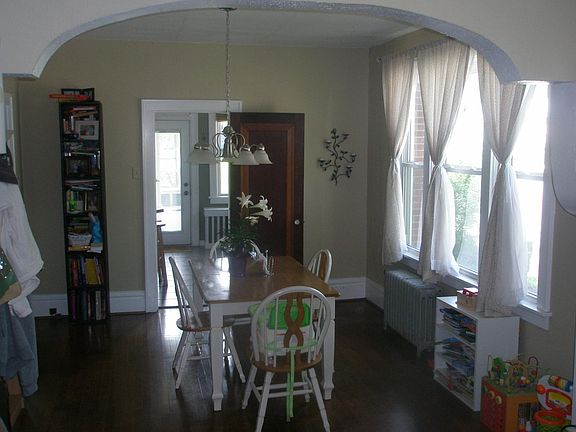2nd image of 1501 Fairmount Ave