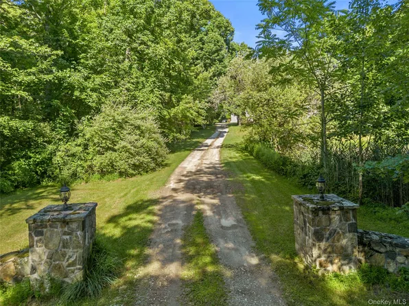 202 McManus Road N, Patterson, NY 12563