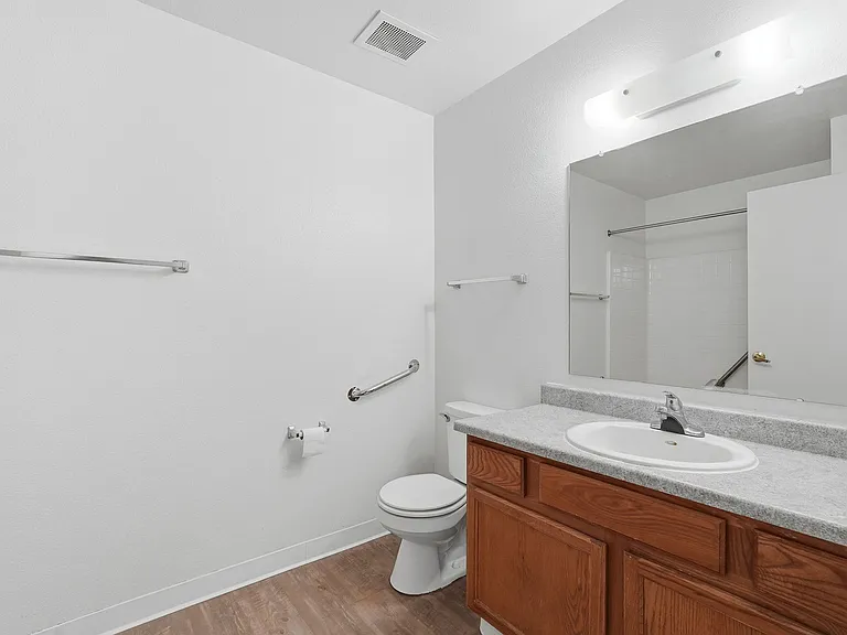 Granite Creek Apartments — Photo 76