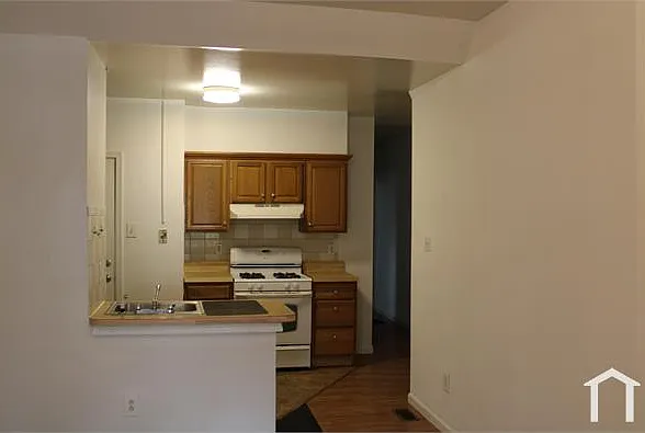 2430 N 30th St #2 — Photo 7