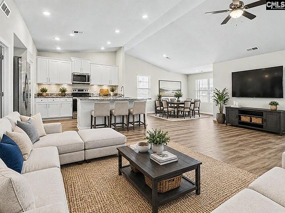 5th image of 614 Wild Tulip Ct
