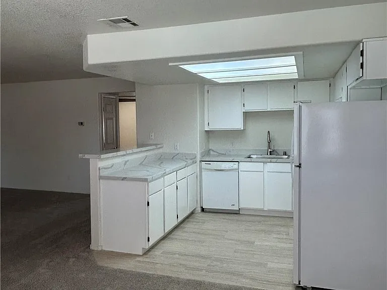 6560 Wilma Ave #202 — Photo 2