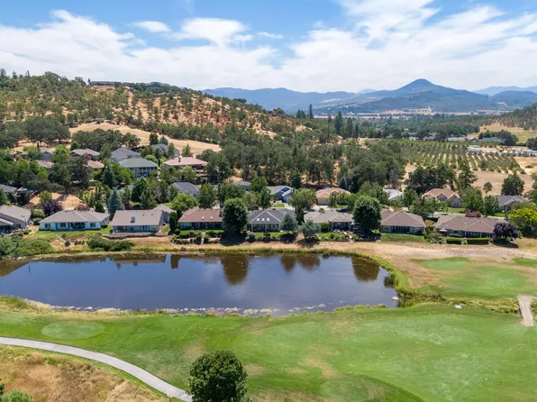 Robert Trent Jones Blvd #3, Eagle Point, OR 97524
