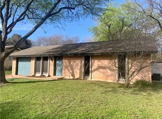 504 Seminole Dr, Austin, TX 78745