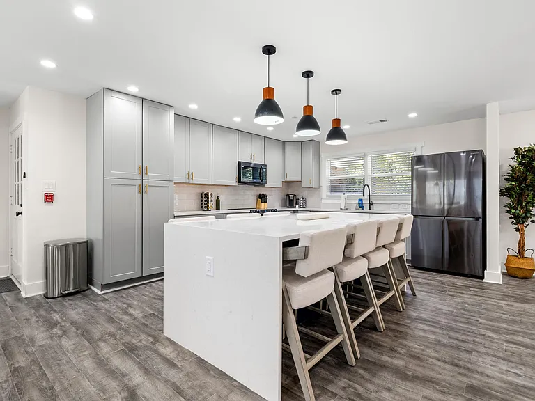 315 Hill Rd — Photo 1