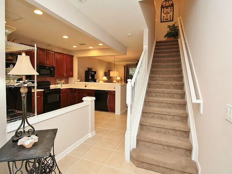 4132 Crownwood Dr — Photo 4