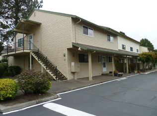 417 N Hayden Bay Dr, Portland, OR 97217
