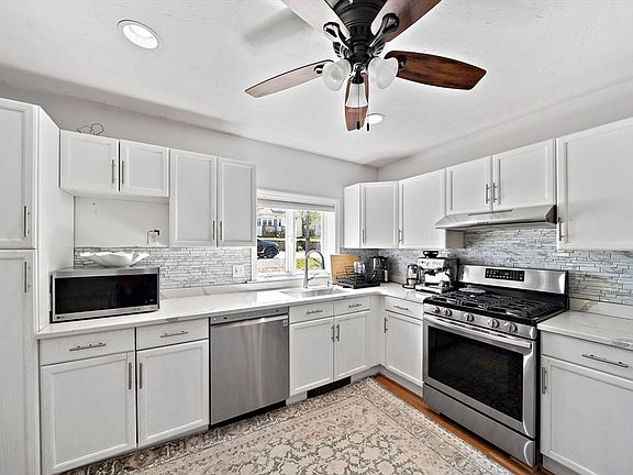 4th image of 86 Prospect St
