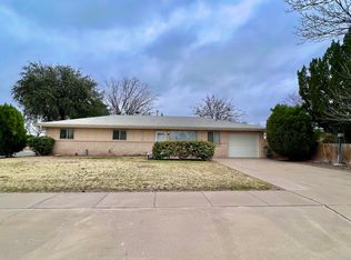 614 E Mescalero Rd, Roswell, NM 88201