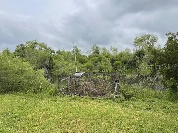 9926 NE Us Highway 301 #1, Waldo, FL 32694