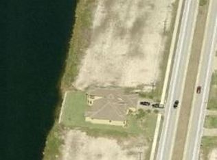 3236 Surfside Blvd, Cape Coral, FL 33914