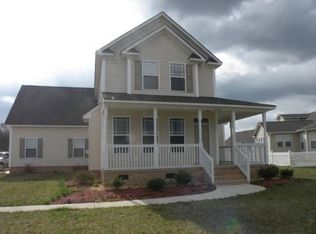 6136 Roland Smith Dr, Gloucester, VA 23061