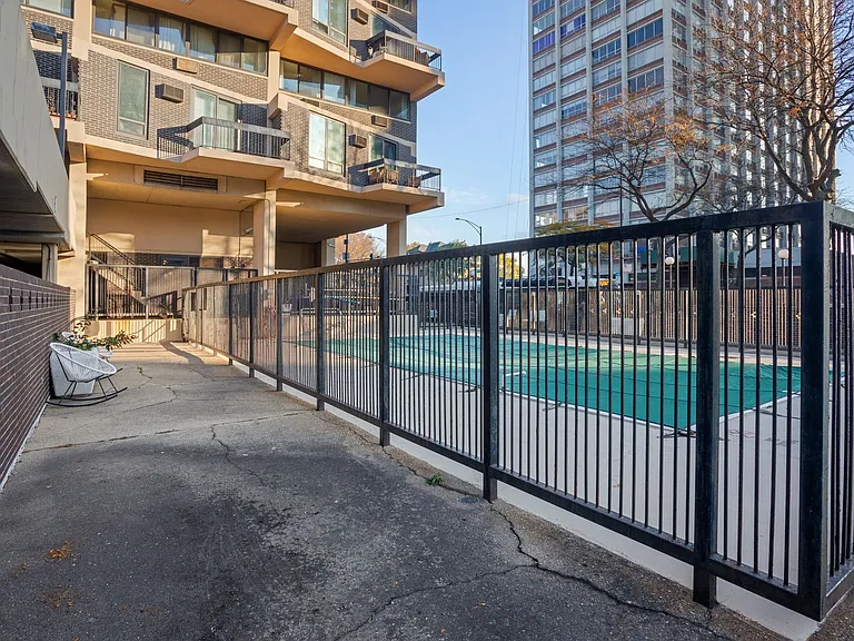 The Duplex Tower — Photo 106