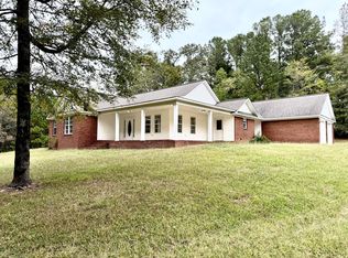 121 Lake Estates Dr, Nettleton, MS 38858