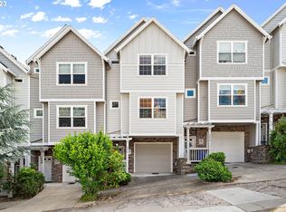 2610 SW Water Ave, Portland, OR 97201